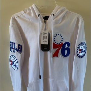 Philadelphia 76ers Size Small Sweatshirt NWT